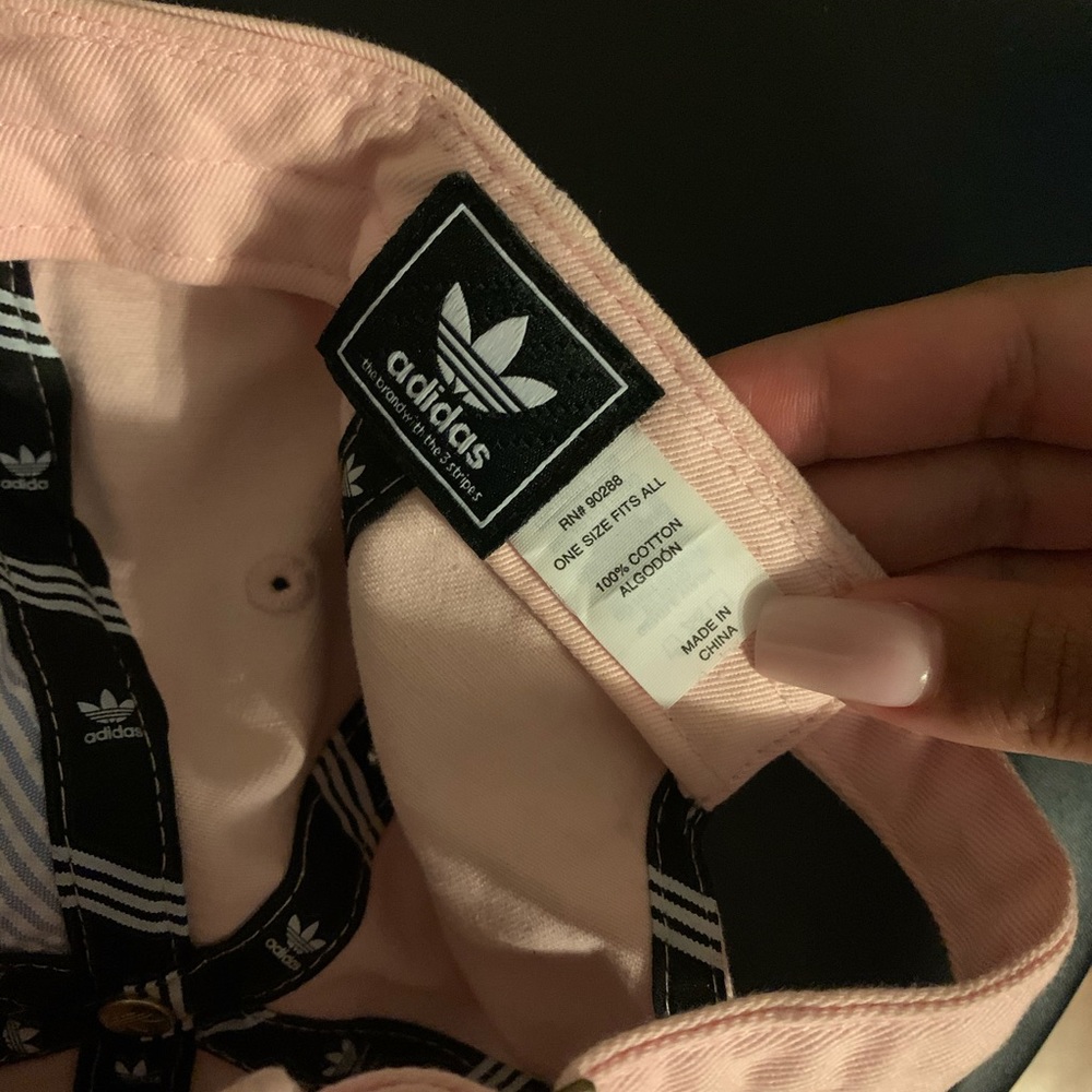 Adidas hat - Picture 4 of 7